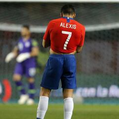 Las 5 veces que una lesión complicó a la Roja a última hora