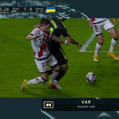 La polémica del Rayo-Real Madrid: dos penaltis de VAR, un lanzamiento repetido....