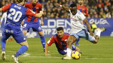 James Igbekeme, el futbolista más utilizado por Víctor en el Zaragoza.