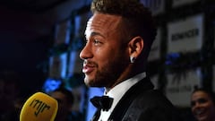 Neymar: "I'm staying in Paris"