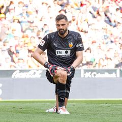 The Times: El Newcastle dispuesto a pagar 40 millones por Mamardashvili