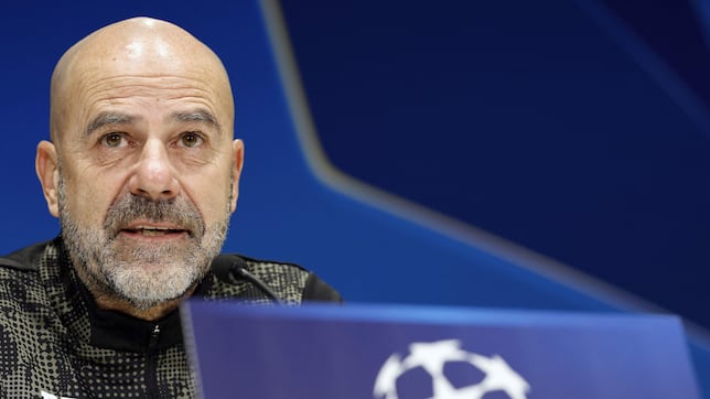 Bosz: “Simeone y yo somos opuestos, pero le admiro mucho”