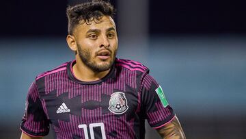 El jugador de Chivas durante un encuentro de la Selección Mexicana