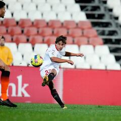 El Sevilla se da un festín a costa del Volendam