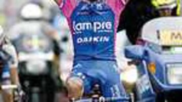 Juanma Gárate se llevó el gato al agua.