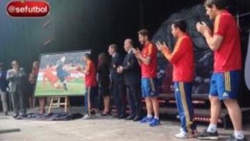 Homenaje a Iniesta en el parque Abelardo Sánchez: "Gracias"