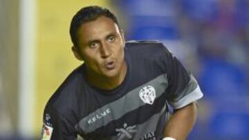 Keylor Navas espera con impaciencia a que o Casillas o Diego L&oacute;pez tomen la decisi&oacute;n de salir de la entidad. 