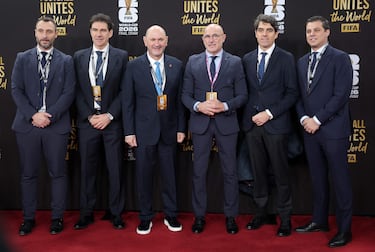 Luis de la Fuente al frente de la delegación española.