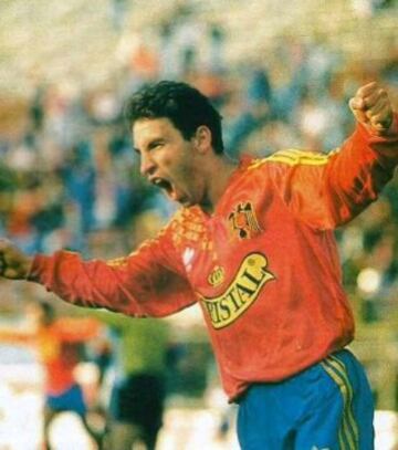 El otro "Matador" ganó la Copa Intercontinental con Velez en 1994