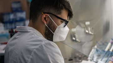 HOUSTON, TEXAS - AUGUST 13: Laboratory Technician David Salazar analyzes COVID-19 samples, during the polymerase chain reaction (PCR) preparation process, at the Genview Diagnosis lab on August 13, 2021 in Houston, Texas. Across the Houston metropolitan a
