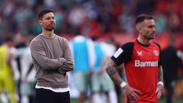 Soccer Football - Bundesliga - Bayer Leverkusen v Werder Bremen - BayArena, Leverkusen, Germany - March 8, 2025 Bayer Leverkusen coach Xabi Alonso looks dejected after the match REUTERS/Thilo Schmuelgen DFL REGULATIONS PROHIBIT ANY USE OF PHOTOGRAPHS AS IMAGE SEQUENCES AND/OR QUASI-VIDEO.