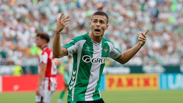 Riquelme, ante el Athletic.