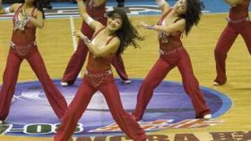 Las cheerleaders en un momento de su actuación.