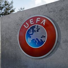 Otro frente para la UEFA: su reglamento de "jugadores de cantera", a juicio