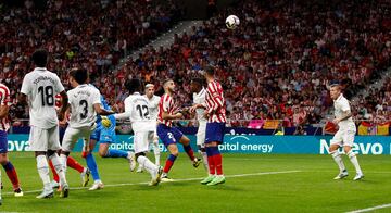 1-2. Mario Hermoso marca el primer gol.