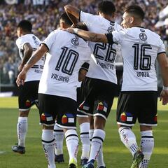 Colo Colo 3-1 Everton: Paredes celebra un doblete para los albos