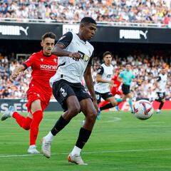 Mosquera y el Valencia negocian una ‘renoventa’