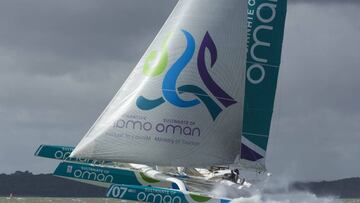 El trimarán Musandam-Omán Sail' naufragó el domingo cerca de Terranova. Los cinco de la tripulación están sanos y salvos.