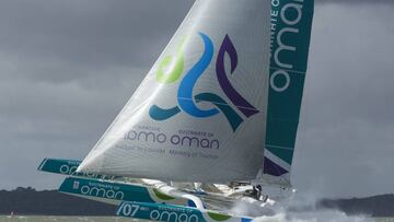 El trimar&aacute;n Musandam-Om&aacute;n Sail&#039; naufrag&oacute; el domingo cerca de Terranova. Los cinco miembros de la tripulaci&oacute;n est&aacute;n sanos y salvos.