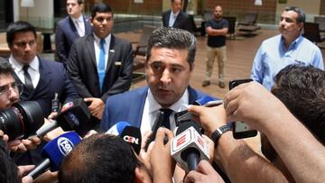 Angelici: "No está en nuestra mente jugar el partido"