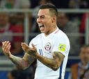 Eduardo Vargas iguala marca goleadora de Zamorano