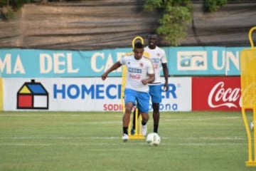 Selección a doble jornada en el cuarto día de entreno