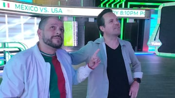Hijo de José Ramón Fernández aparece en las instalaciones de Televisa