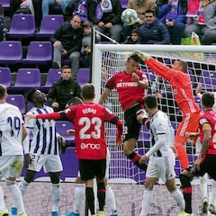 Vuelven San Emeterio, Anuar y Nacho a la lista del Pucela