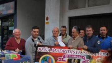 La Peña "La Najarra" dona 1000 Kilos a Cáritas