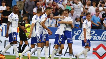La alegría del segundo gol al Eldense.