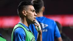 Rayo Vallecano's Colombian forward Radamel Falcao warms up before the start of the Spanish league football match between Club Atletico de Madrid and Rayo Vallecano de Madrid at the Wanda Metropolitano stadium in Madrid on October 18, 2022. (Photo by OSCAR DEL POZO CANAS / AFP)