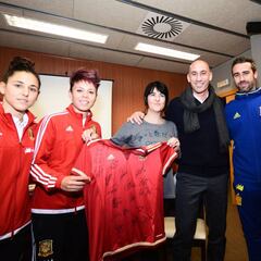 Luis Rubiales encabezó la visita de AFE a la Selección Absoluta