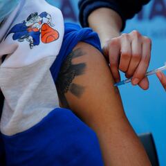 Vacunación Chile: quiénes se tienen que vacunar esta semana y dónde pedir cita