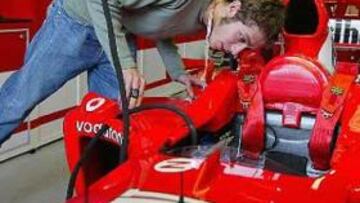 <B>FUTURO.</B> Rossi seguirá, al menos un año más, pilotando una Yamaha en Moto GP.