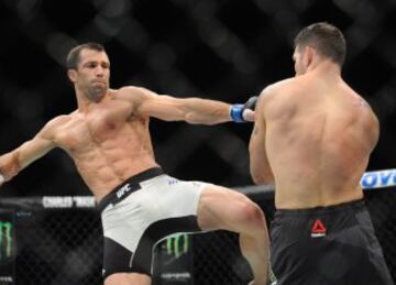 Luke Rockhold y Chris Weidman.