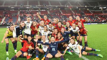 España tras ganar a Estados Unidos en El Sadar.