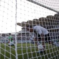 Colo Colo perdería 22 goles al año con salida de Paredes