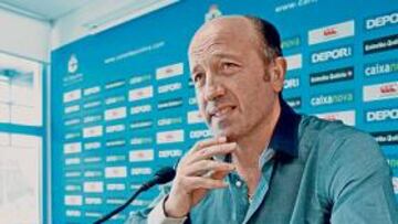 <b>A TUMBA ABIERTA. </b>Lotina cree que el empate no serviría para nada y apuesta por ir a por todas.