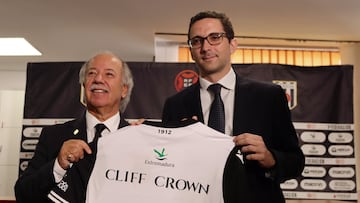 Cliff Brown, nuevo presidente del Mérida, y Alejandro Pérez, director general del club romano