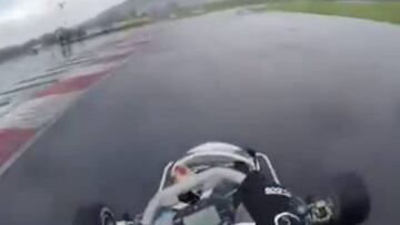 La épica conducción de Alonso con un kart bajo la lluvia