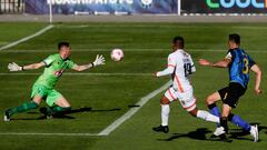 Huachipato empata ante Cobresal con un hombre menos