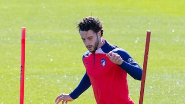 Hermoso, en un entrenamiento del Atlético.