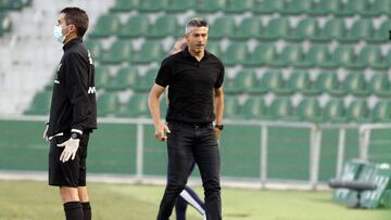 Martí, al borde de la destitución