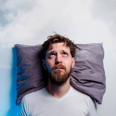 ¿Por qué nos despertamos de madrugada y cómo podemos retomar el sueño?