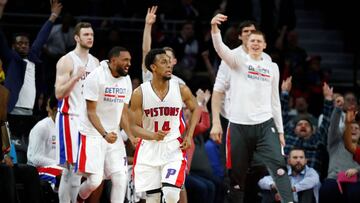 AUBURN HILLS, MI - MARCH 30: The Detroit Pistons bench reacts after a late three point basket by Ish Smith #14 while playing the Brooklyn Nets at the Palace of Auburn Hills on March 30, 2017 in Auburn Hills, Michigan. Detroit won the game 90-89. NOTE TO USER: User expressly acknowledges and agrees that, by downloading and or using this photograph, User is consenting to the terms and conditions of the Getty Images License Agreement. Gregory Shamus/Getty Images/AFP
== FOR NEWSPAPERS, INTERNET, TELCOS & TELEVISION USE ONLY ==