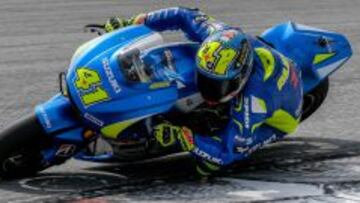 Aleix Espargaró continúa progresando con la Suzuki.