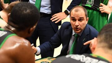 Carles Durán afronta la fase final de la liga Endesa con un equipo muy joven.