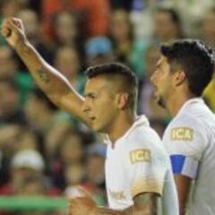 Los Universitarios golean y reafirman su liderato