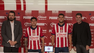     Amaury Vergara Propietario, Victor Guzman, Daniel Rios, Fernando Hierro Director Deportivo  during the official presentation of the new reinforcements of the Guadalajara team for the start of the Torneo Clausura 2023 of the Liga BBVA MX, at Akron Stadium, on January 3, 2023.
<br><br>
Amaury Vergara Propietario, Victor Guzman y Daniel Rios, Fernando Hierro Director Deportivo durante la presentacion oficial de los nuevos refuerzos del equipo Guadalajara de cara al inicio del Torneo Clausura 2023 de la Liga BBVA MX, en el Estadio Akron, el 03 de Enero de 2023.