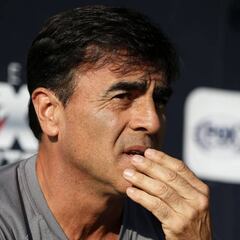 Quinteros descarta rotar en el arco: "No es conveniente"